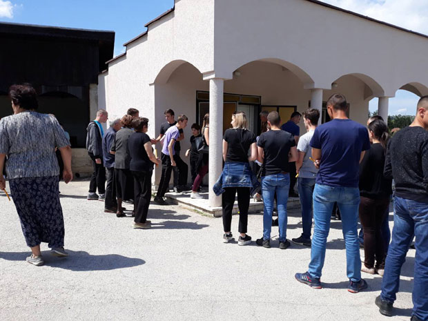 Убијена Јелена пала на сина